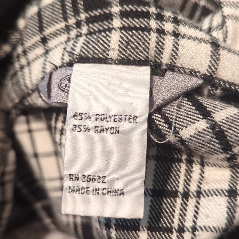 Sex Pistols God Save The Queen B&W Flannel Front Button Shirt w/Fringe XL - Picture 14 of 15